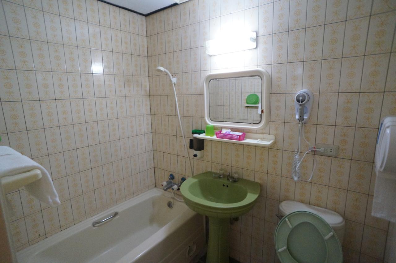 Yi Yuan Hotel Tajpej Zewnętrze zdjęcie